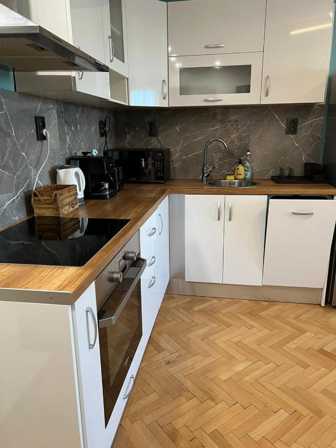 Al Malina 3Bdr Family Apt With Parking Space Near Airport And Iec София Екстериор снимка